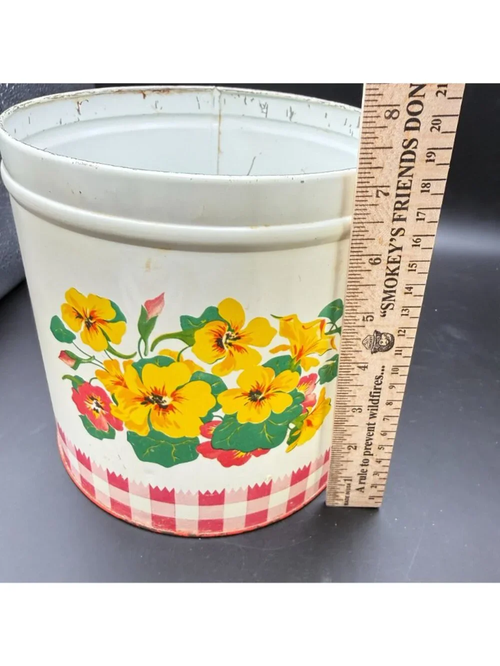 Vtg 40s Gingham Nasturtiums Floral Pattern Red Metal Canisters Nesting Lot 3